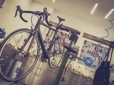 Fahrradmonteur/in