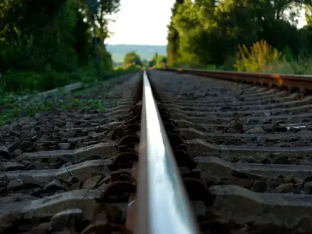 Kaufmann/frau Eisenbahn- und Straßenverkehr