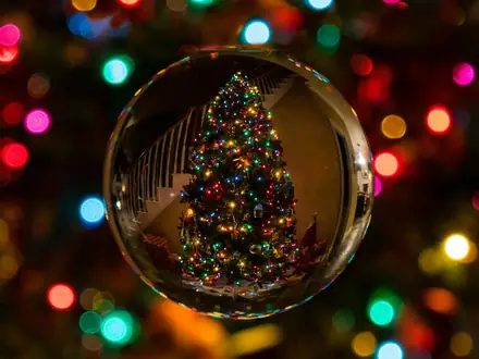 Glasbläser/in Fachrichtung Christbaumschmuck